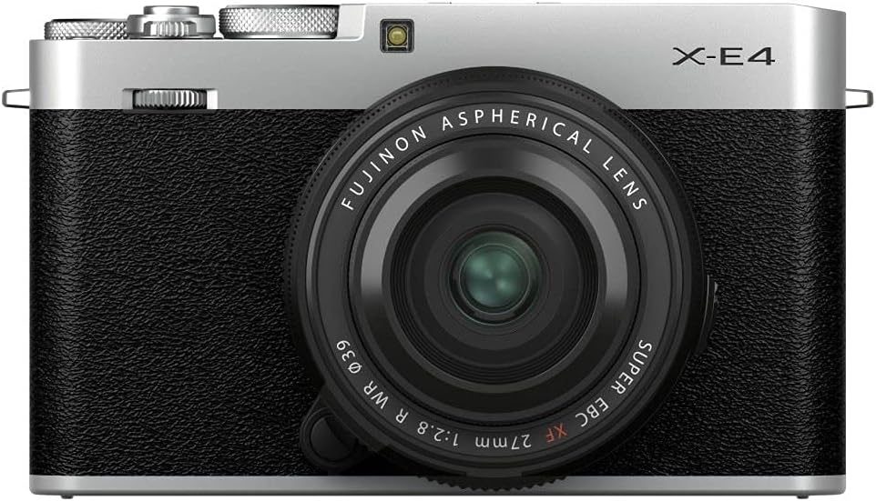 FUJIFILM X-E4, fotocamera digitale mirrorless con obiettivo XF27mmF2.8 R WR, colore: Argento